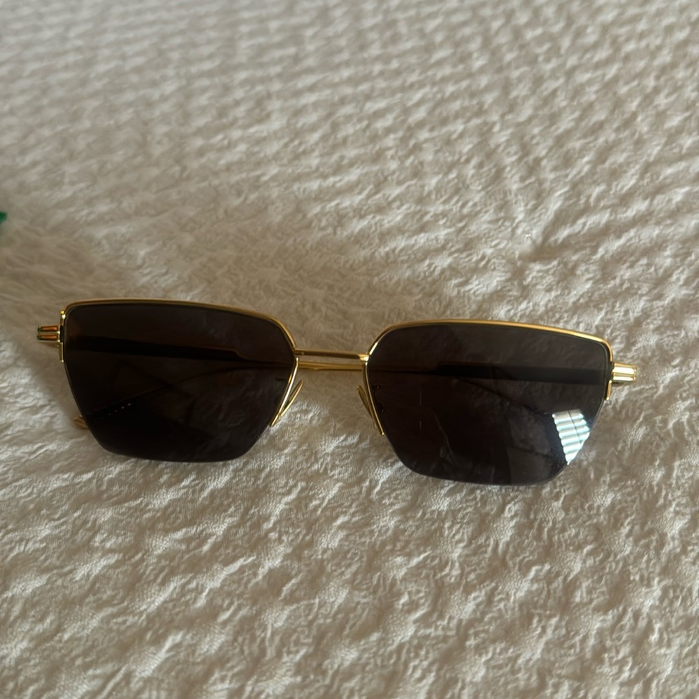 Bottega Veneta sunglasses